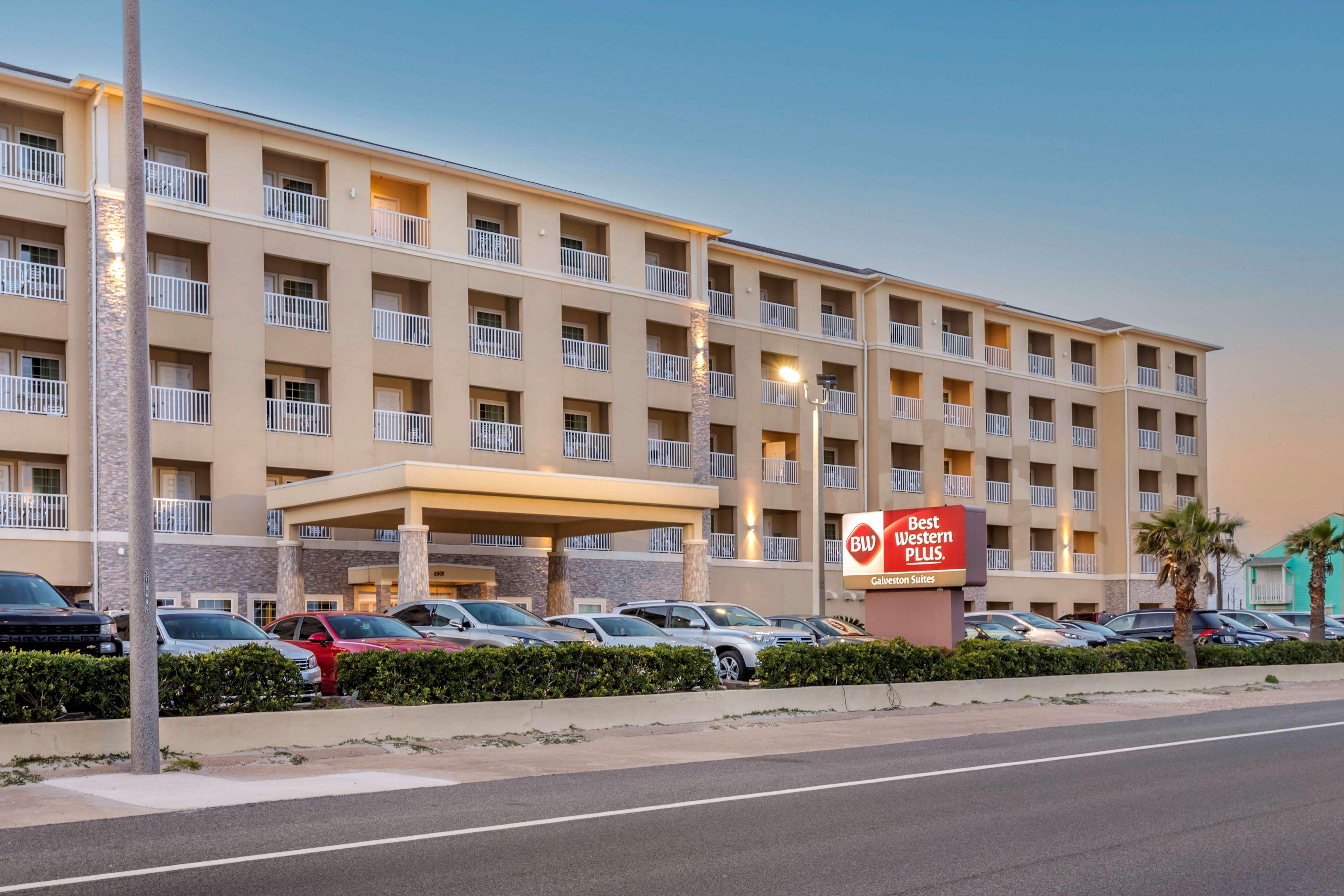 Best Western Plus Galveston Suites Bagian luar foto