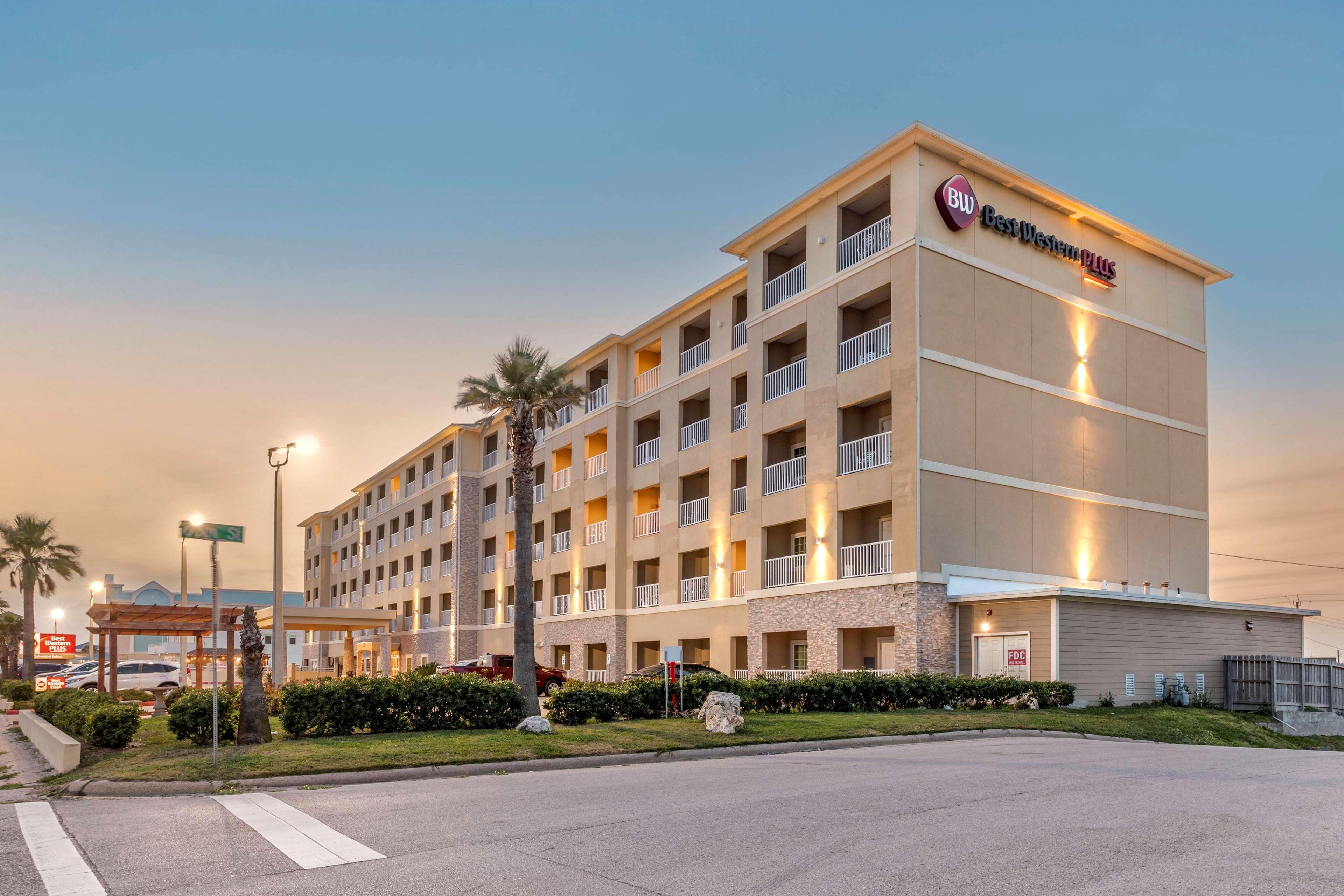 Best Western Plus Galveston Suites Bagian luar foto