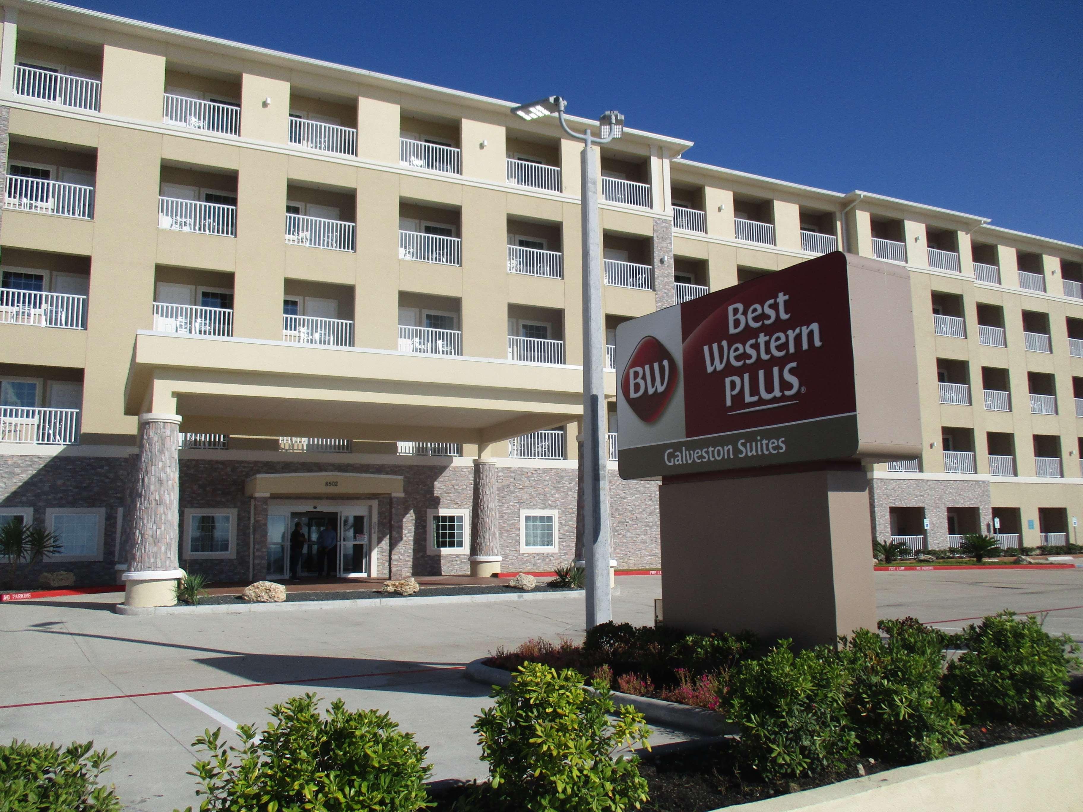 Best Western Plus Galveston Suites Bagian luar foto