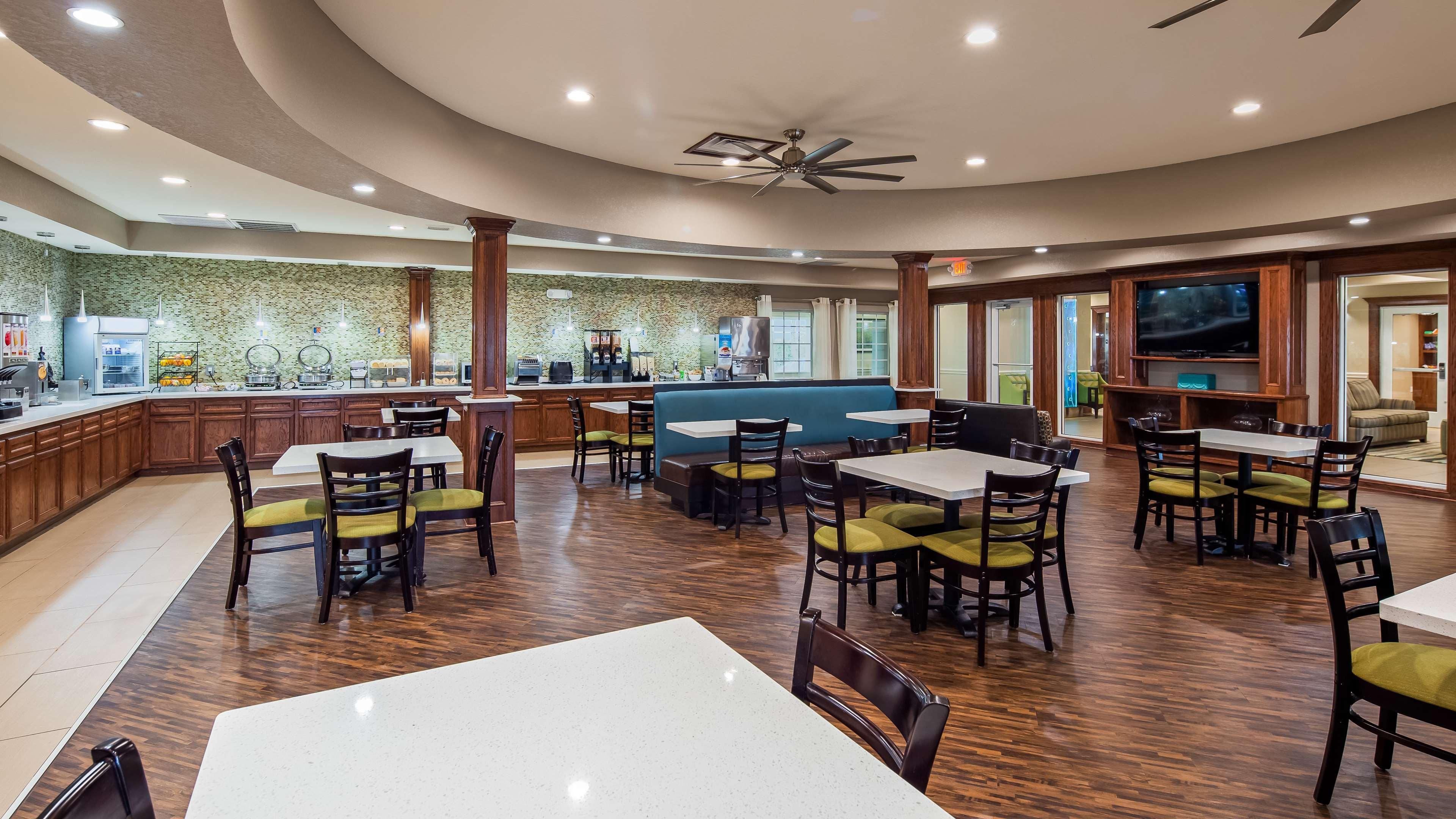 Best Western Plus Galveston Suites Bagian luar foto